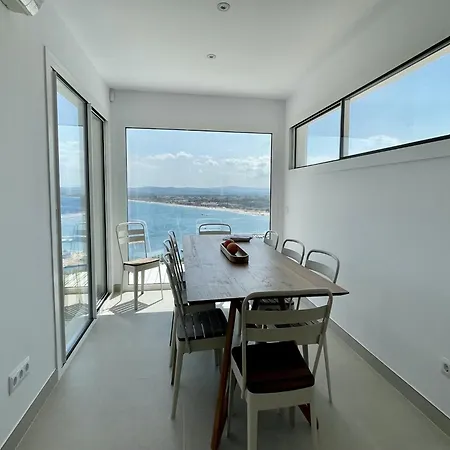 In L Estartit With Waterfront Views 别墅