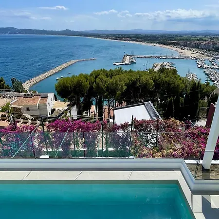 别墅 In L Estartit With Waterfront Views *