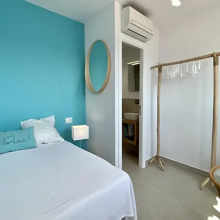别墅 In L Estartit With Waterfront Views *