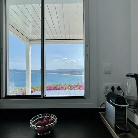 别墅 In L Estartit With Waterfront Views *